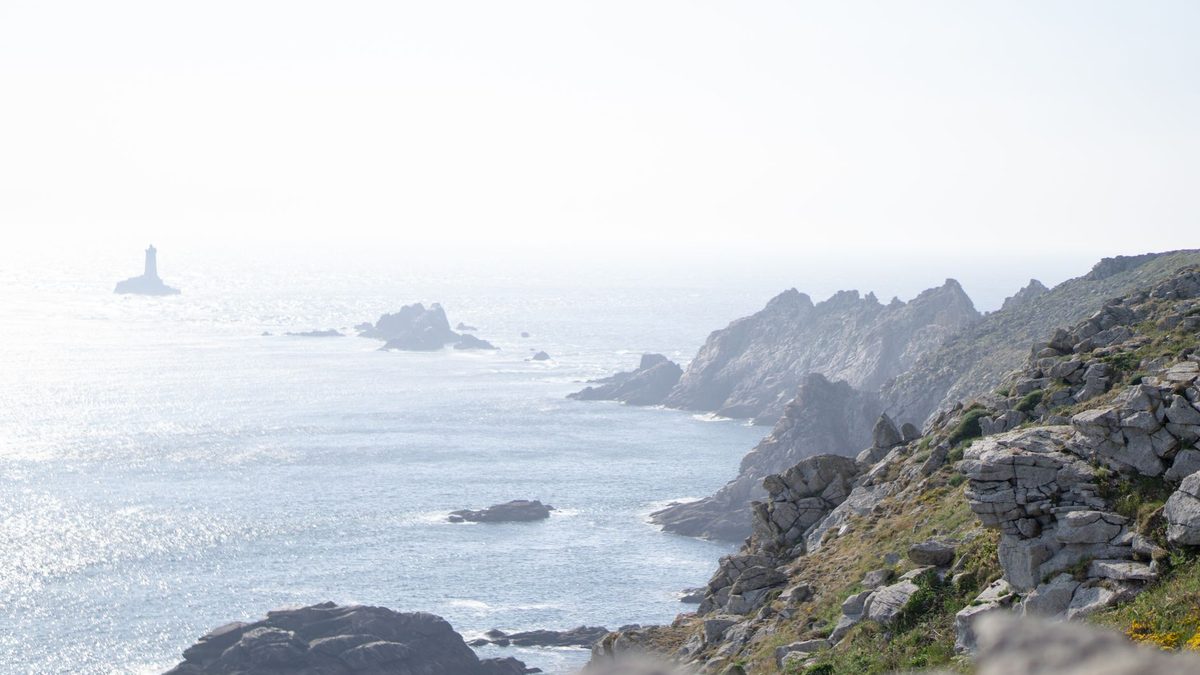 Pointe du Raz : guide 2026 d’un paysage reconstruit
